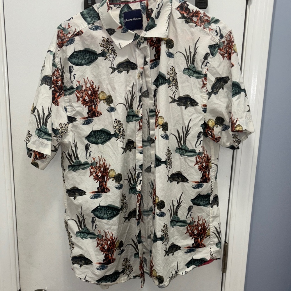 Tommy Bahama Multicolor Aquatic Print Shirt silk and cotton. Size large